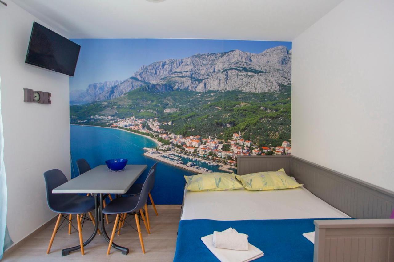 Apartments Loncar Tucepi Bagian luar foto